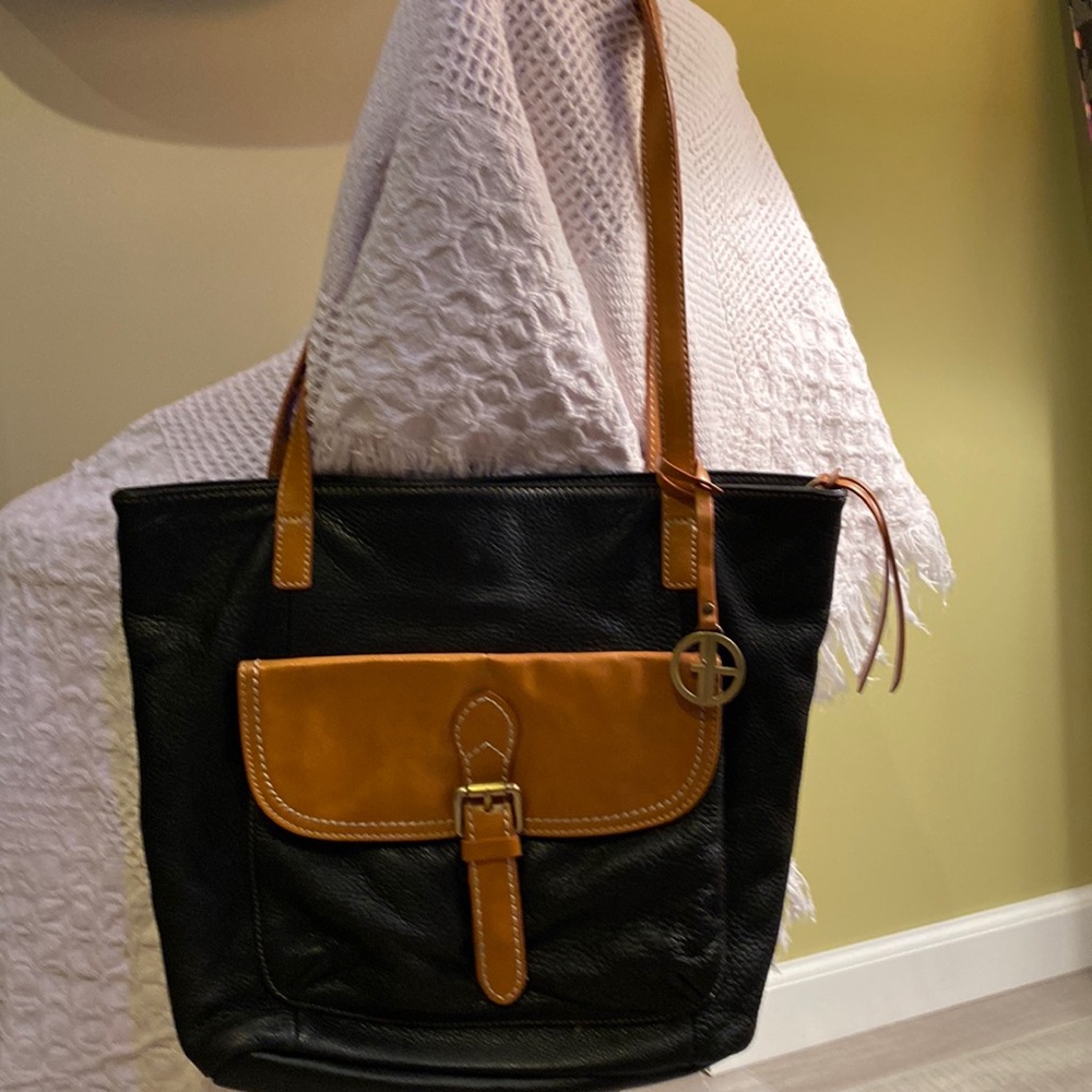 Giani Bernini shoulder bag